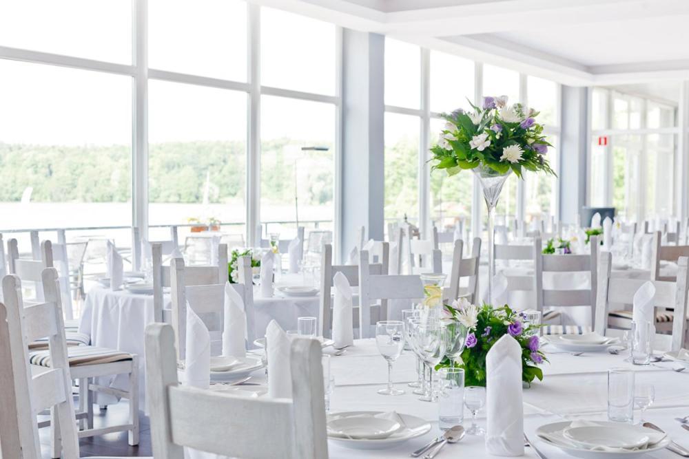 פוזנן Kaskada Hotel מראה חיצוני תמונה